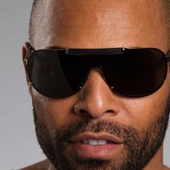 Versace VE2140 10006G Shield Sunglasses – Silver\Grey - Picture 3 of 9